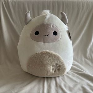 16” Amleth the Winter Yeti Squishmallow BNWT